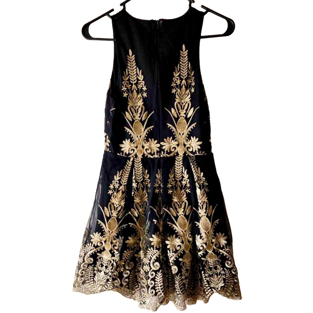 Altar'd State - Women prom dress Size S - Picture 2 of 4